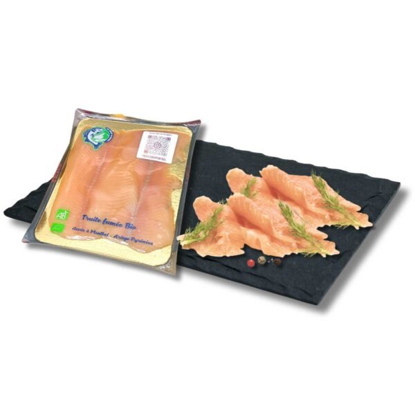 Truite-fumée-bio-tranchée